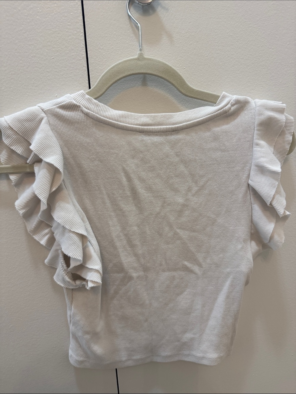 Zara Cream Ruffle Sleeve Ribbed Tee - Picture 3 of 3